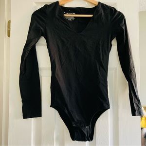 Everlane v neck long sleeve bodysuit